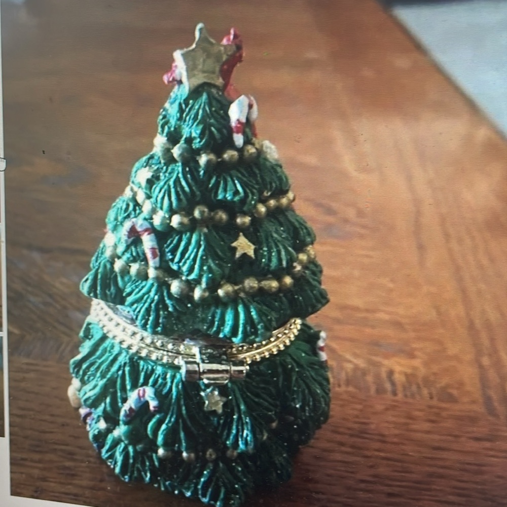 Hinged ceramic Santa/Christmas tree decor - Picture 2 of 4